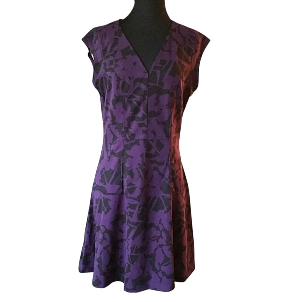 NWOT Covington Cap Sleeve Flare Dress, size M.